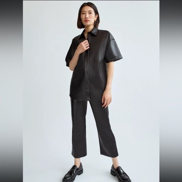 ❗️SOLD❗️Babaton Short Sleeve Frances Blouse Size XS - Picture 1 of 7